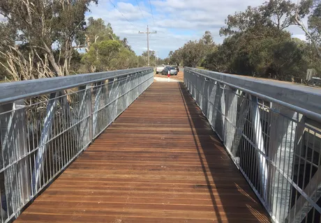 Pedestrian Bridge – Shire of Murray